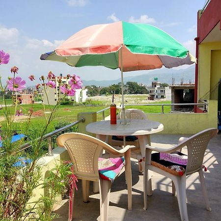 Everest Home Stay Apartment Lalitpur Екстериор снимка