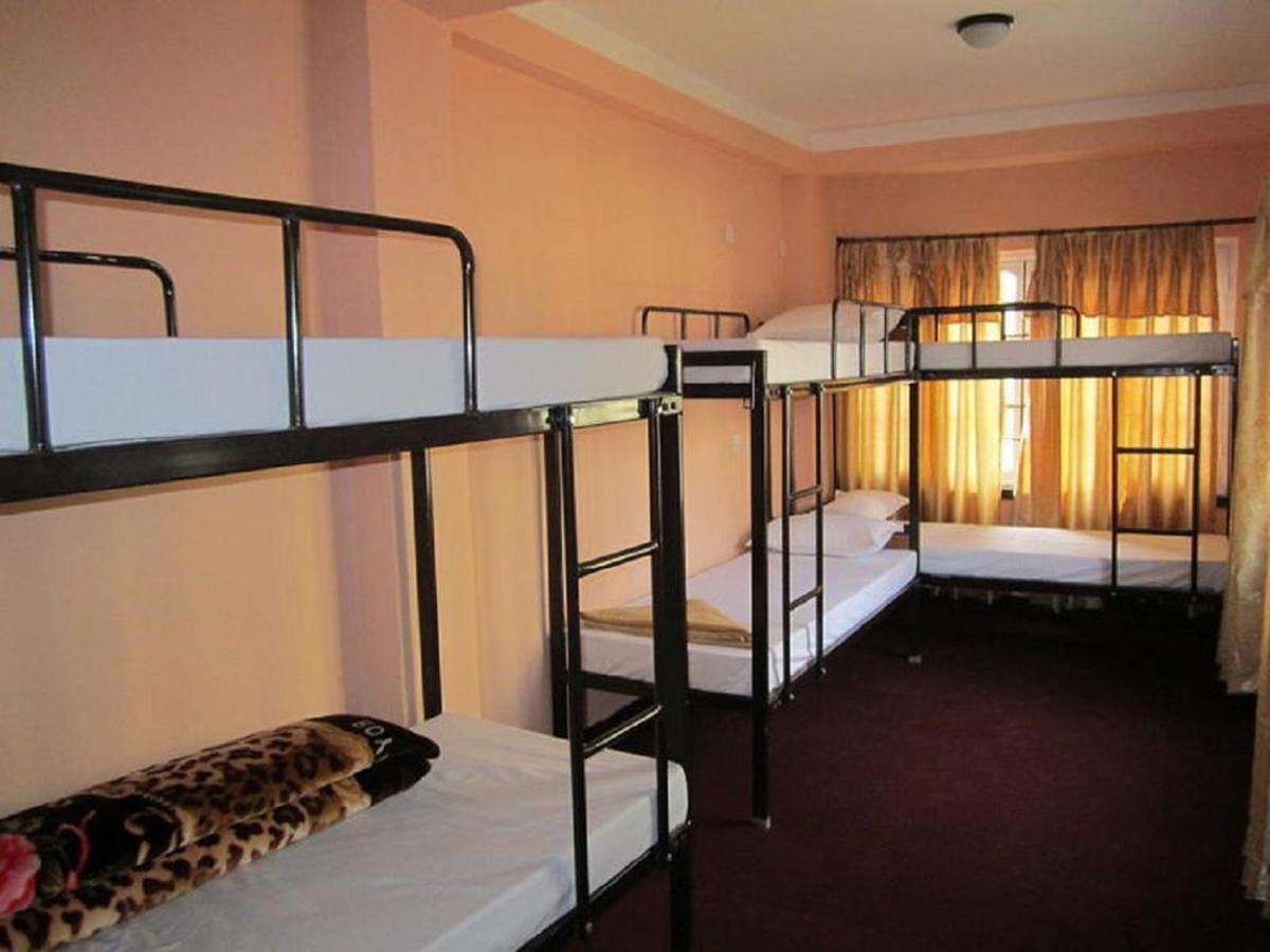 Everest Home Stay Apartment Lalitpur Екстериор снимка