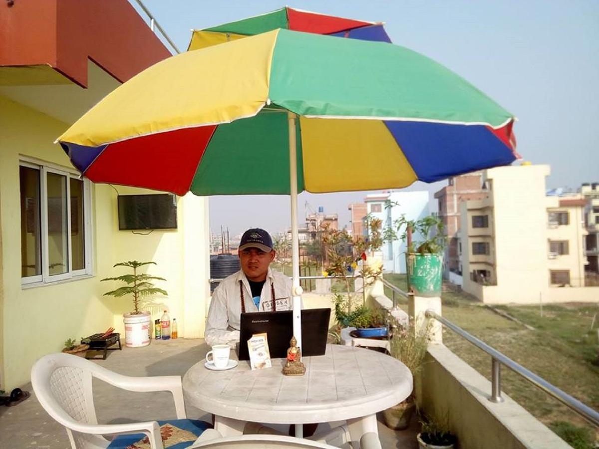 Everest Home Stay Apartment Lalitpur Екстериор снимка